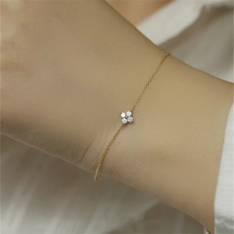 Cosmic Zircon Flower Bracelet Silver