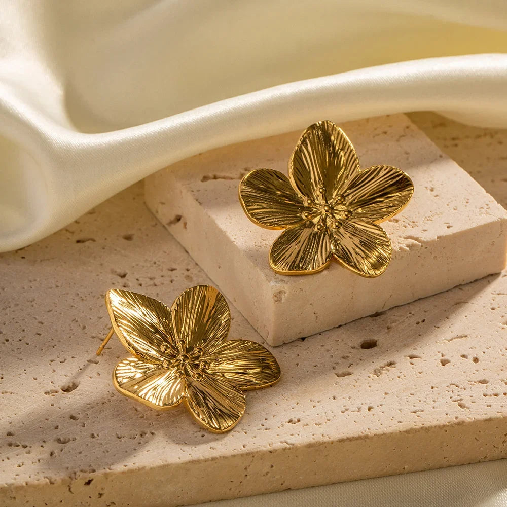 French Vintage Gold Flower Stud Earrings