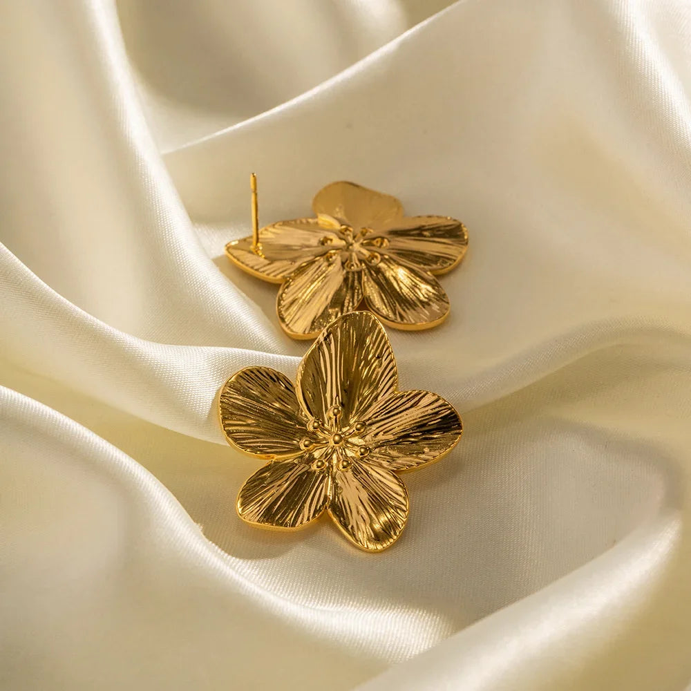 French Vintage Gold Flower Stud Earrings